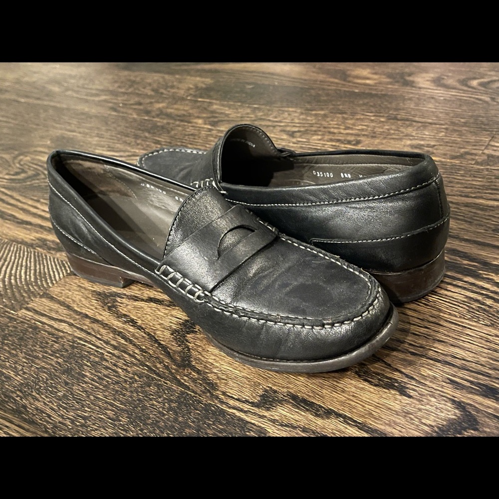 Cole Haan Womens Laurel Black Moc Slip On Penny Loafers, size 8.5.